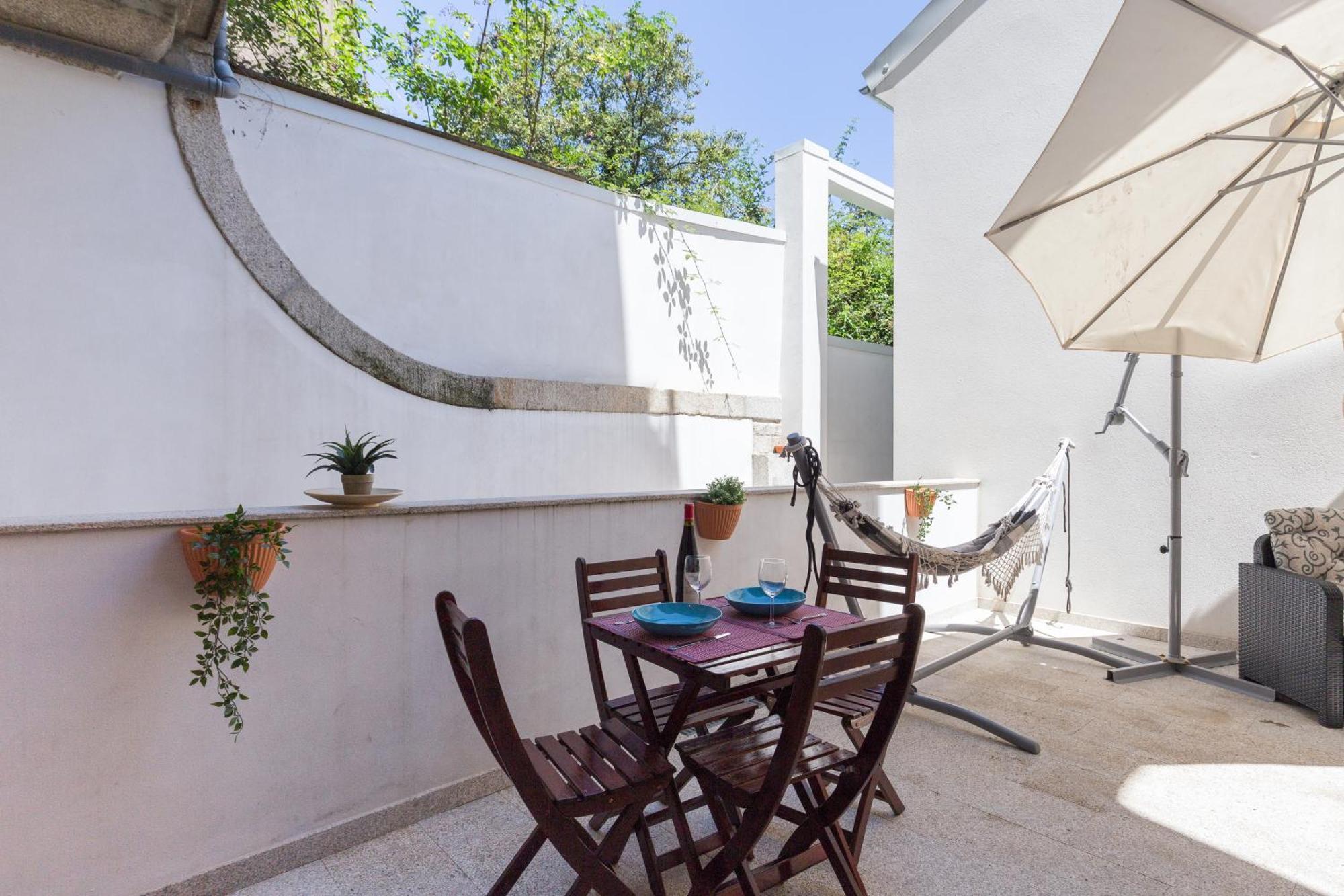 Host Wise - Spacious Bright Flat - Terrace *